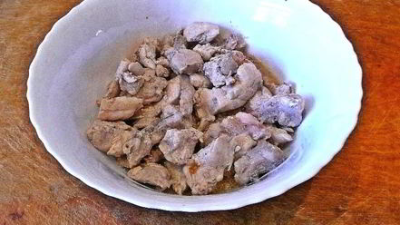 Рецепт жаркого с грибами и картошкой в горшочках