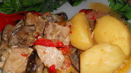 Рецепт жаркого с грибами в мультиварке