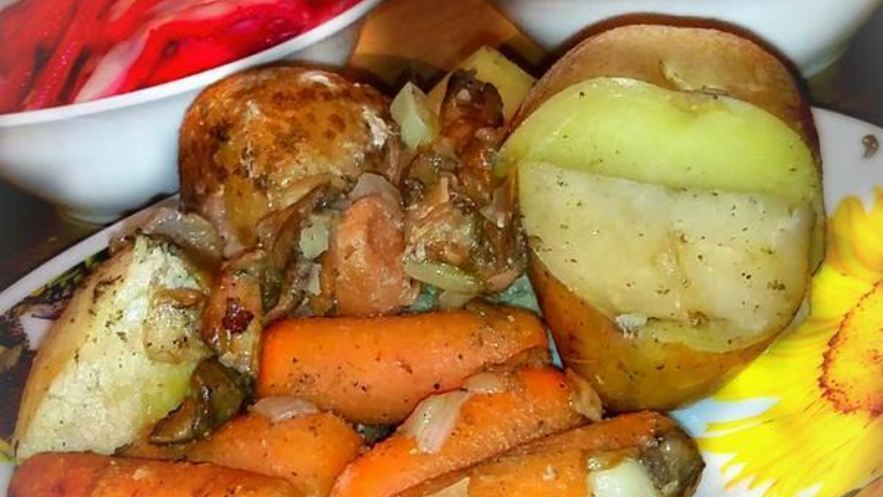 Рецепт жаркого с индюшкой и маслятами