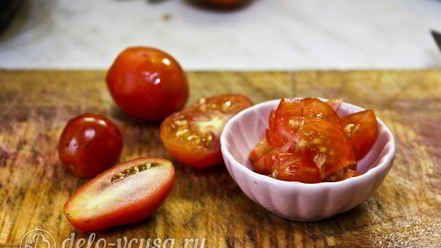 Рецепт жаркого с курицей и черносливом в горшочках