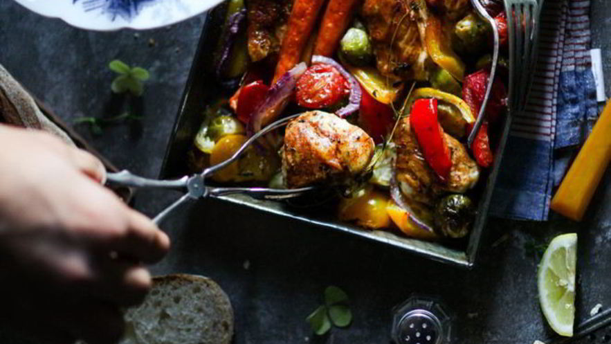 Рецепт жаркого в горшочках с курицей