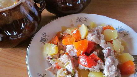 Рецепт жаркого в горшочке