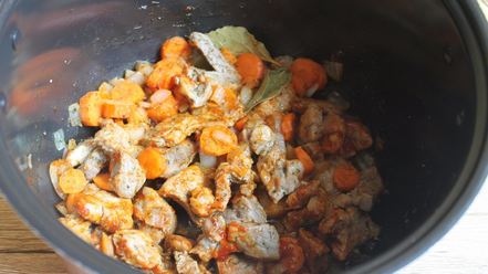 Рецепт жаркого в мультиварке из свинины с картошкой