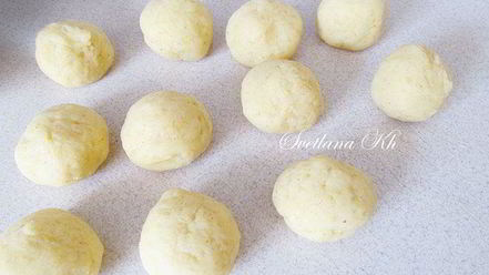 Рецепт картофельных зраз с капустой, запеченные в духовке