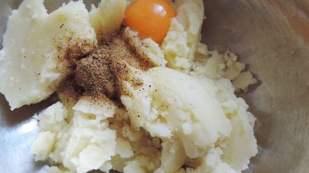 Рецепт картофельных зраз с капустой