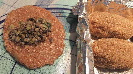 Рецепт куриных зраз с грибами и гречкой и овощное соте на гарнир