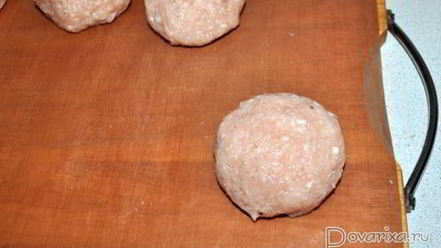 Рецепт куриных зраз с перепелиными яйцами