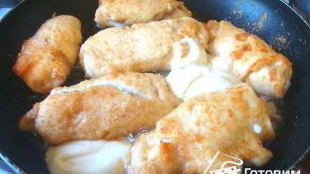 Рецепт куриных зраз с сыром в сырном соусе