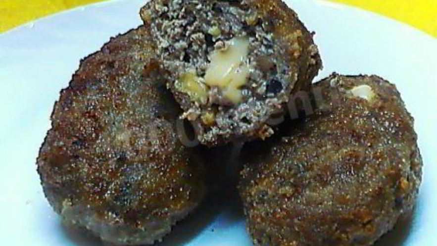 Рецепт мясных орехово-грибные зразы с сыром