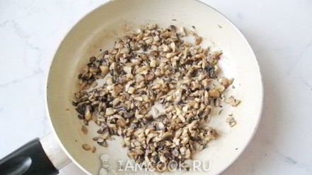 Рецепт мясных зраз с грибами
