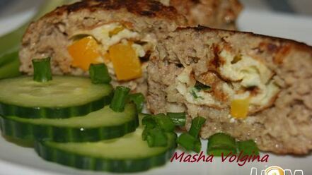 Рецепт мясных зраз с яичным блинчиком