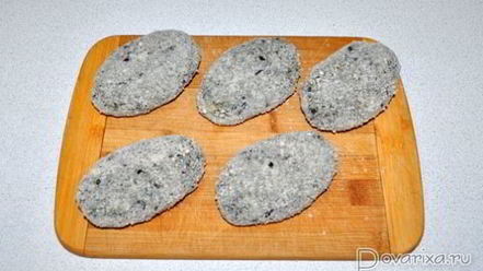 Рецепт рыбных зраз с сыром, маслом и зеленью