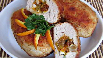 Рецепт зраз куриных с сухофруктами под апельсиновым соусом