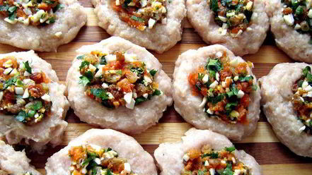 Рецепт зраз куриных с сухофруктами под апельсиновым соусом