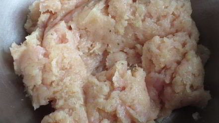 Рецепт зраз с куриной печенью и орехами