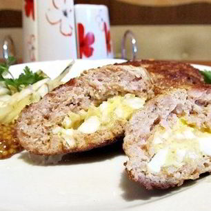 Рецепт Зраз с сыром и яйцом