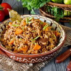 Рецепт Гречки по-купечески томленная со свининой