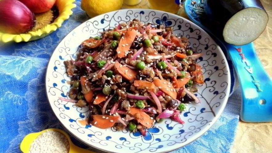 Рецепт гречки с баклажаном и морковкой