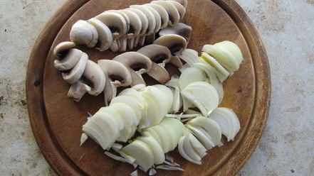 Рецепт гречки с грибами и отбивной