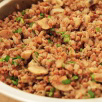 Гречка с грибами и семечками