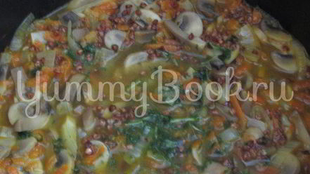 Рецепт гречки с грибами, куриной печенью и сердцами в мультиварке