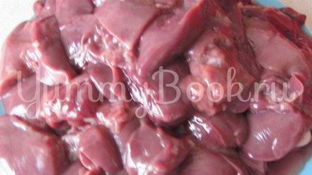 Рецепт гречки с грибами, куриной печенью и сердцами в мультиварке