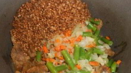 Рецепт гречки, тушенной с мясом