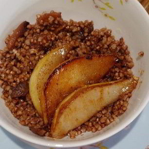 Рецепт Гречневой каши с курагой и грушей