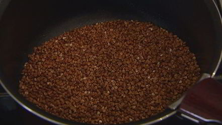 Рецепт гречневой каши с курагой и грушей