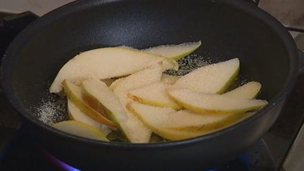 Рецепт гречневой каши с курагой и грушей