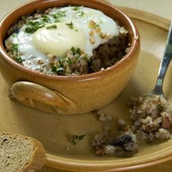 Рецепт Гречневой каши с яйцом, грибами и куриной грудкой