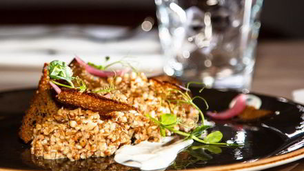 Рецепт сливочной гречки с говяжьим языком