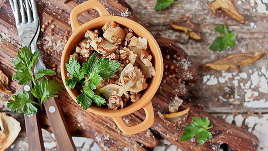 Рецепт варнишкеса — гречневой каши с макаронами