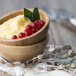 Рецепт Каши из кукурузной крупы с яблоками в мультиварке