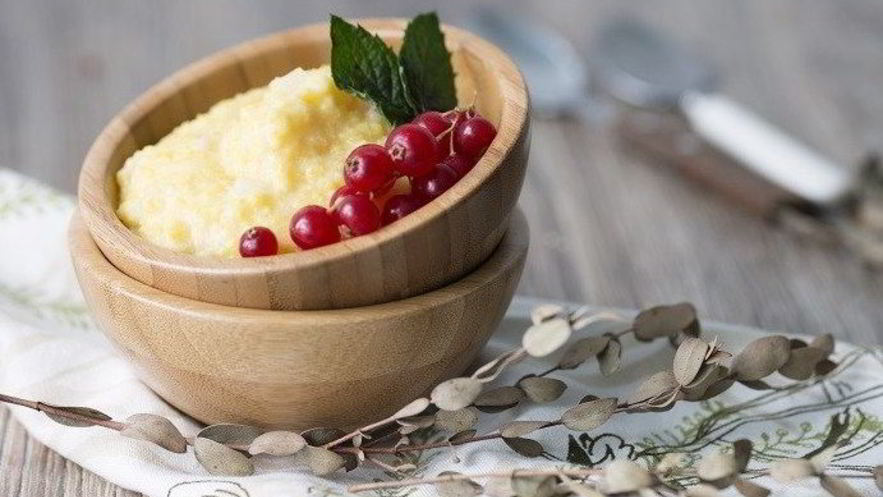 Рецепт каши из кукурузной крупы с яблоками в мультиварке