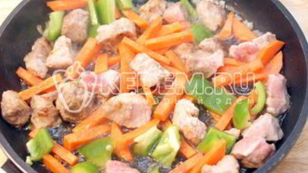 Рецепт кукурузной каши с мясом по-деревенски