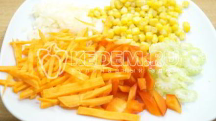 Рецепт кукурузной поленты с овощами