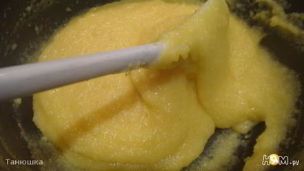 Рецепт пикантной поленты с копченными колбасками