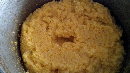 Рецепт поленты с грибным рагу и овощами