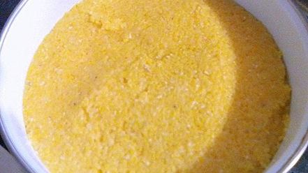 Рецепт поленты с грибным рагу и овощами