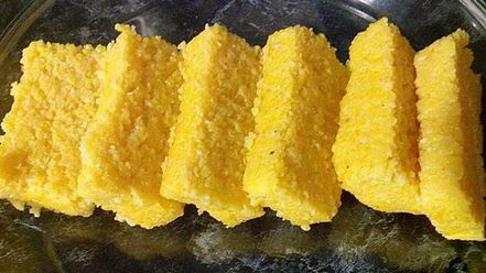 Рецепт поленты с грибным рагу и овощами