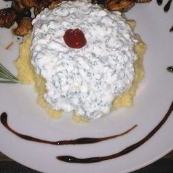 Рецепт Поленты с творожным соусом и зеленью