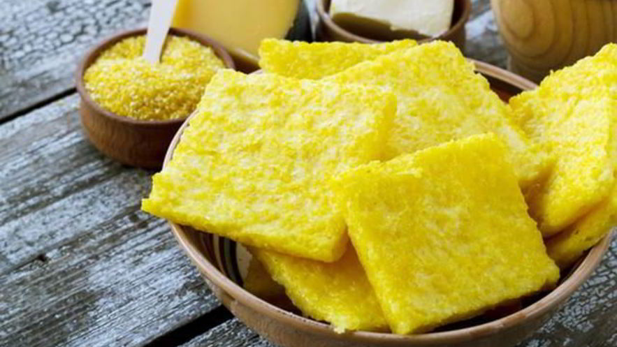 Рецепт поленты с ветчиной и перецем