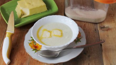 Рецепт манной каши на молоке без комочков классическая