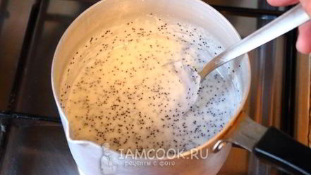 Рецепт манной каши на молоке с маком