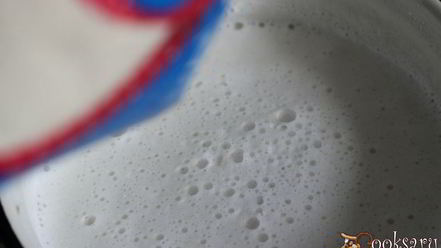 Рецепт манной каши с клубникой и шоколадом