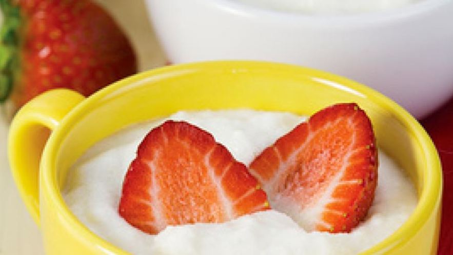 Рецепт манной каши с клубникой