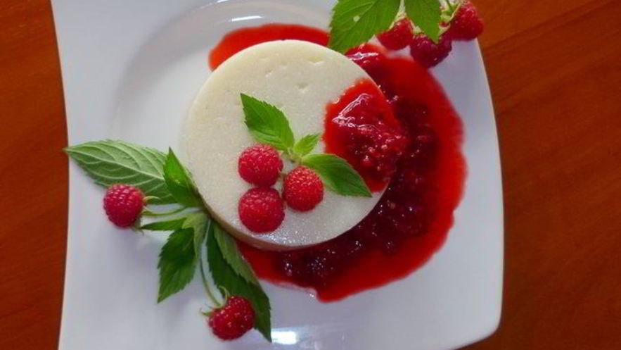 Рецепт манной каши с малиной