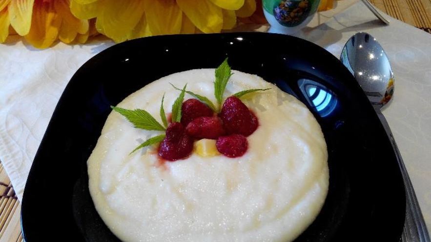 Рецепт манной каши в мультиварке на молоке и воде