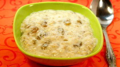 Рецепт Овсяной каши с изюмом